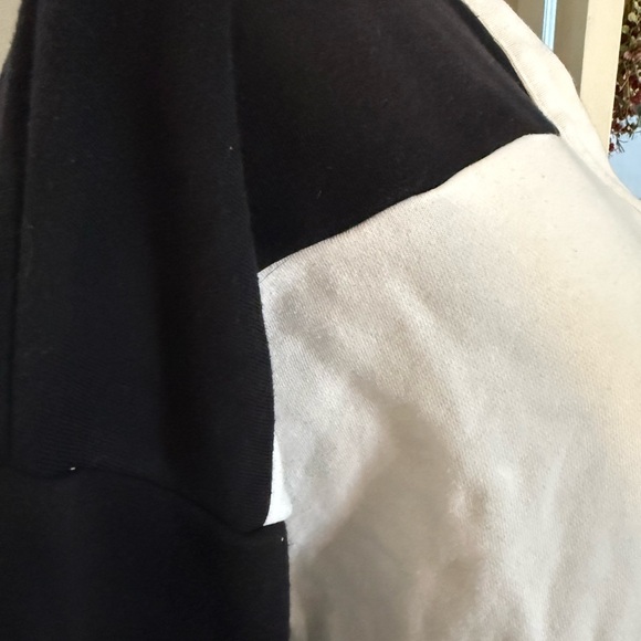 Evereve Black and White Crew Neck Sweater - Picture 3 of 5